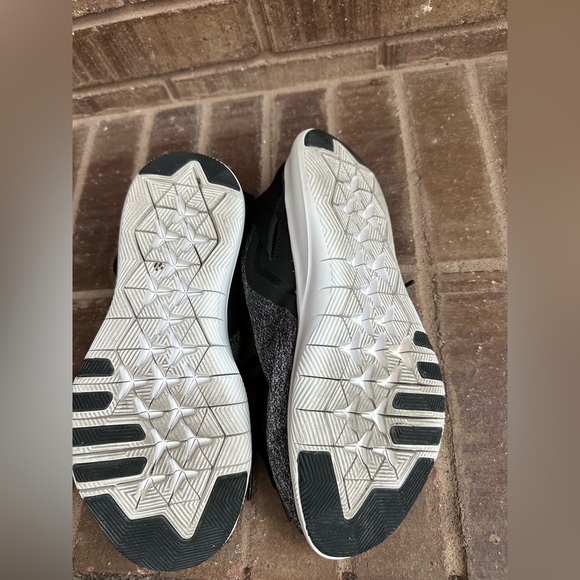 Nike Flex TR9 sz 9.5 black white gold - Picture 5 of 5